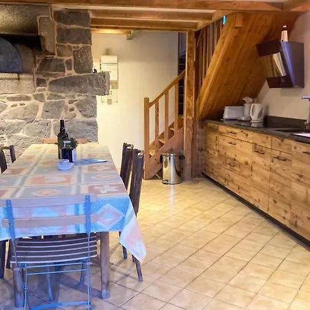 Maison Conviviale à Avec Sauna Casa de Férias *