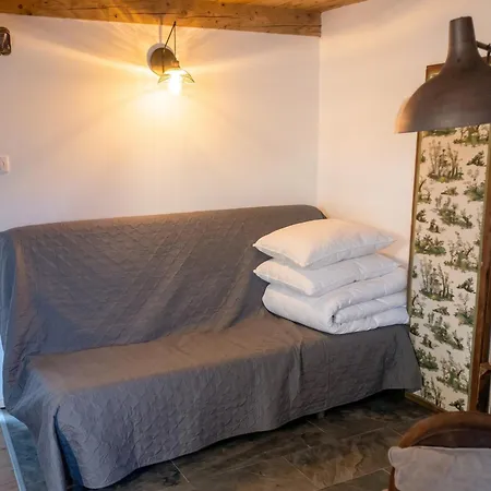 Maison Conviviale à Avec Sauna